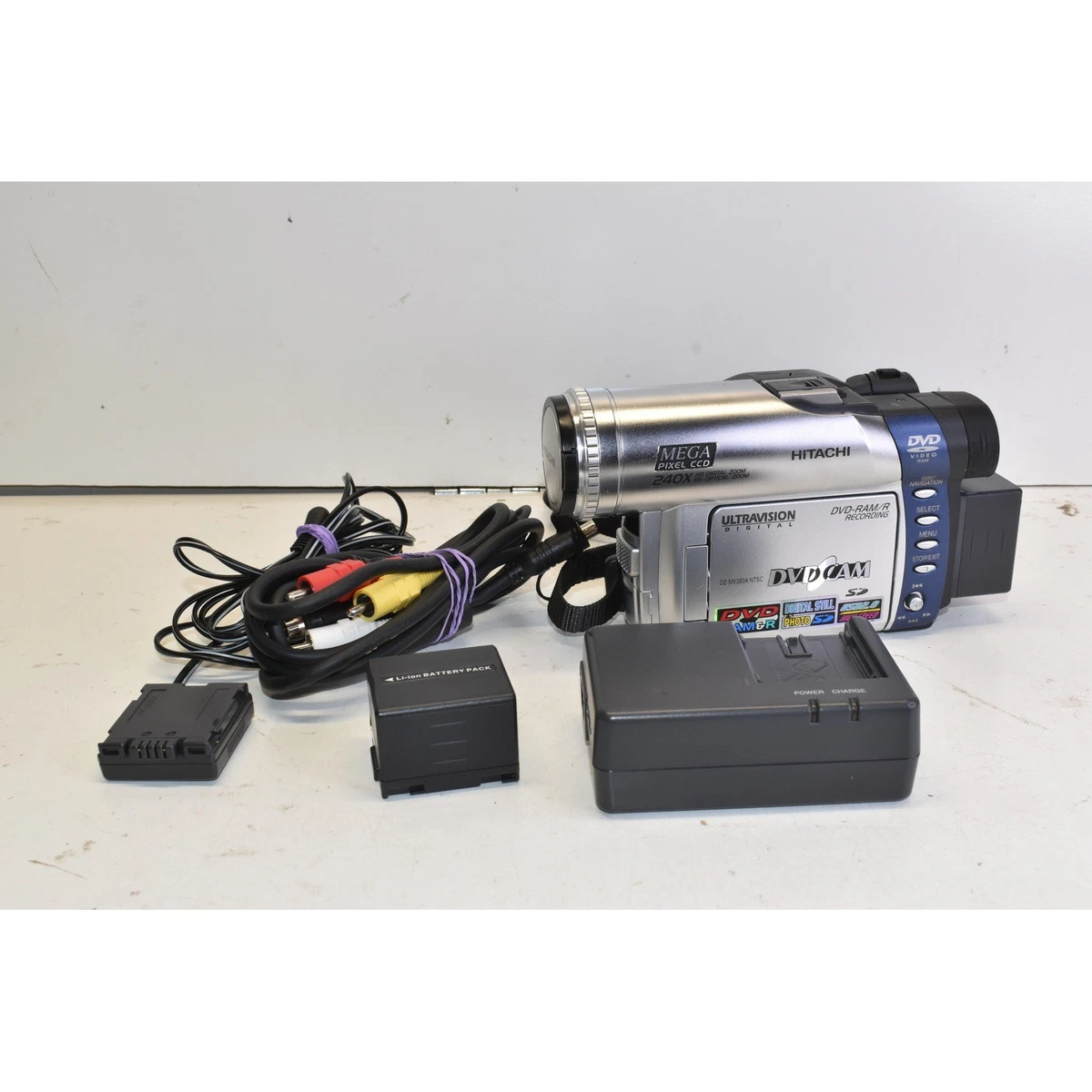 Hitachi 240x Digital Zoom Camcorders for sale | eBay Hitachi 240x Digital Zoom Camcorders for sale | eBay
