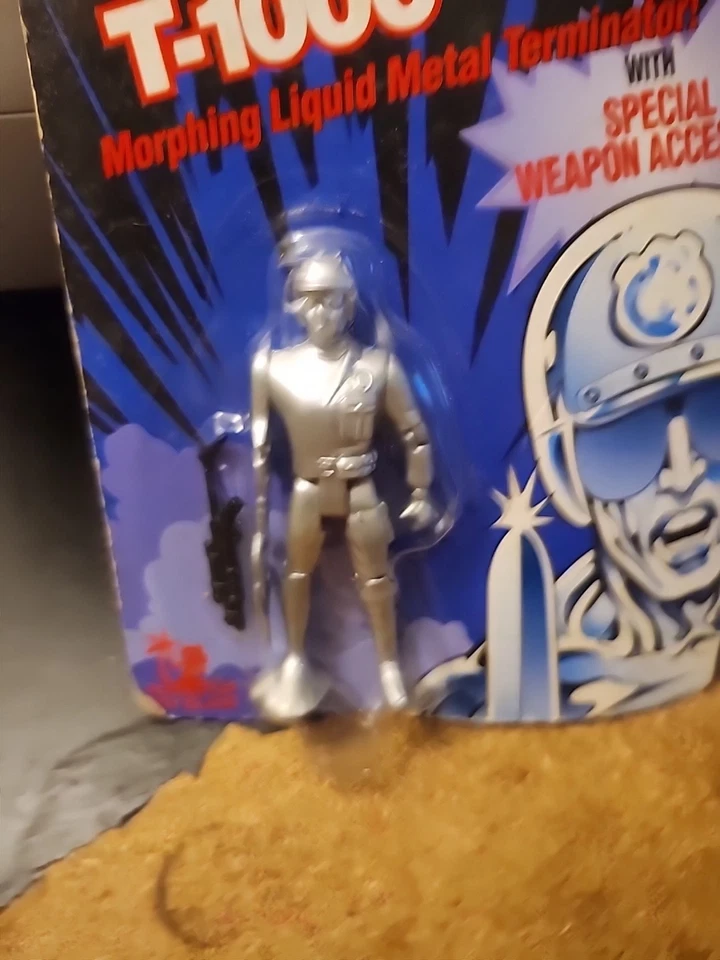1995 Terminator 2 Judgement Day T-1000 Liquid Metal Terminator Action Figure - Image 2 of 4