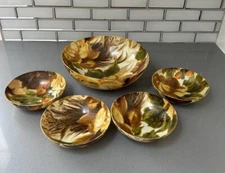 MCM Traymold Fiberglass Floral Pattern Salad Bowl Set