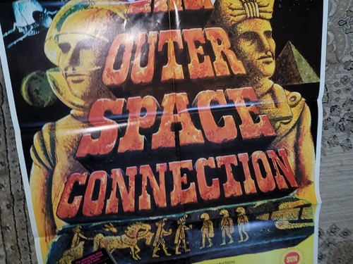 Vintage Outer Space Connection Movie Poster 1975 Ancient Aliens NOS Mint Cond. - Picture 9 of 13