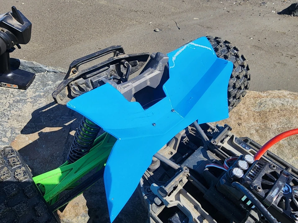 Traxxas Xmaxx Front Mudguard - Image 3 of 4