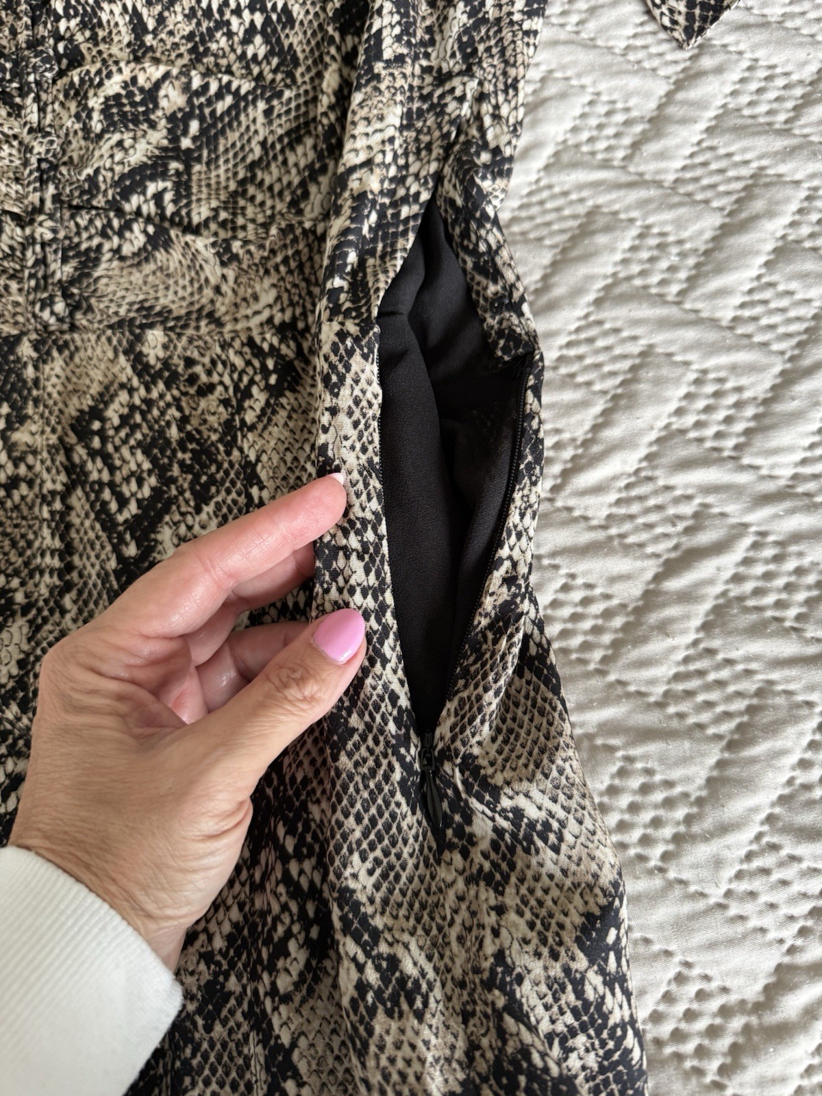 Veronica Beard Ried Python Snake Print Short Slee… - image 8