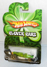HOT WHEELS CLOVER CARS 2008 GREEN CARBONATOR DIECAST BOTTLE OPENER NEW SEALED