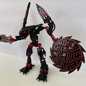 LEGO BIONICLE Skrall 8978 Tarix 8981 with booklets TUMA 8991 LOT OF 3