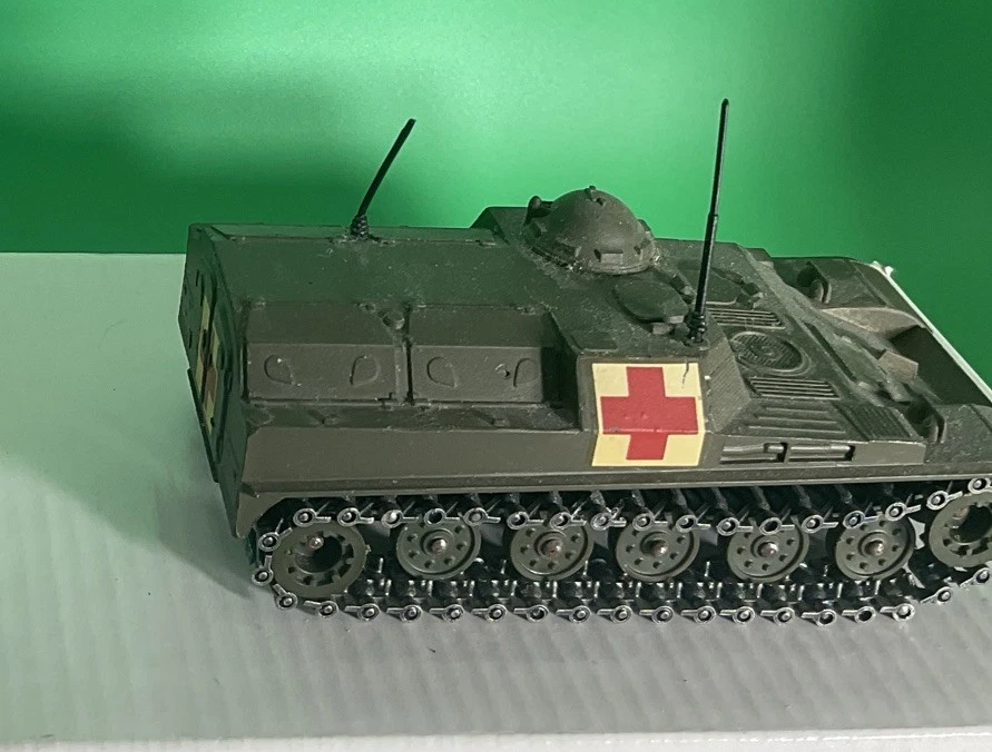 Solido Hecho en Francia Vintage AMX 13T Nº 227 4/1971 Foto 2 de 4