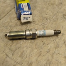 ACDelco 41‑156 Spark Plug – OEM Iridium Spark Plugs 2016-2024 Chevy GMC Buick