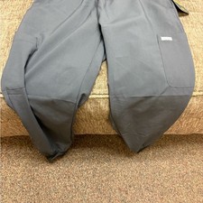 Maevn Scrub Pants in Charcoal Gray