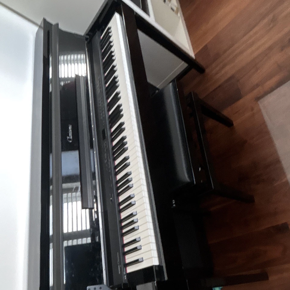Yamaha Clavinova CLP-S306Black Digital Home Piano 88-Key 3-Pedal, photo 2 of 5