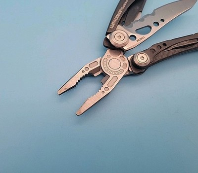 Leatherman Skeletool CX Multi-Tool - Combo Edge 154CM Blade