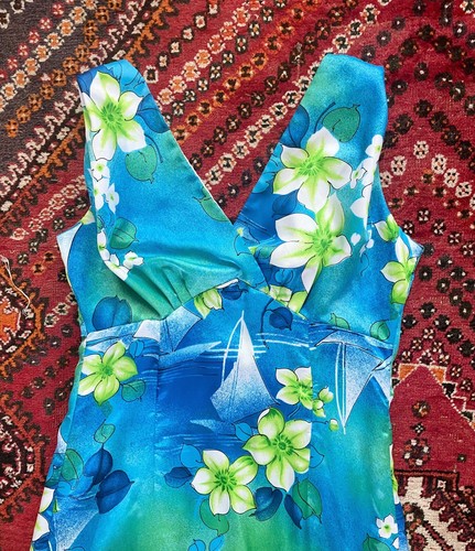 Vintage 70s Dress HAWAIIAN Floral Aloha Maxi Dress Small Medium Blue Sailboats - Picture 2 of 6