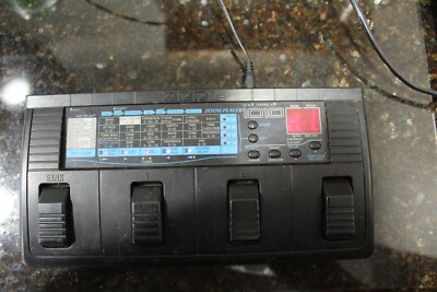Vintage Zoom Player 1010 Advanced Guitar Effects Powers Up As Is