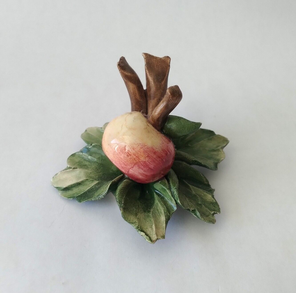 1940s Miniature Italy Nuova Capodimonte Ceramic Apple Sculpture Figurine