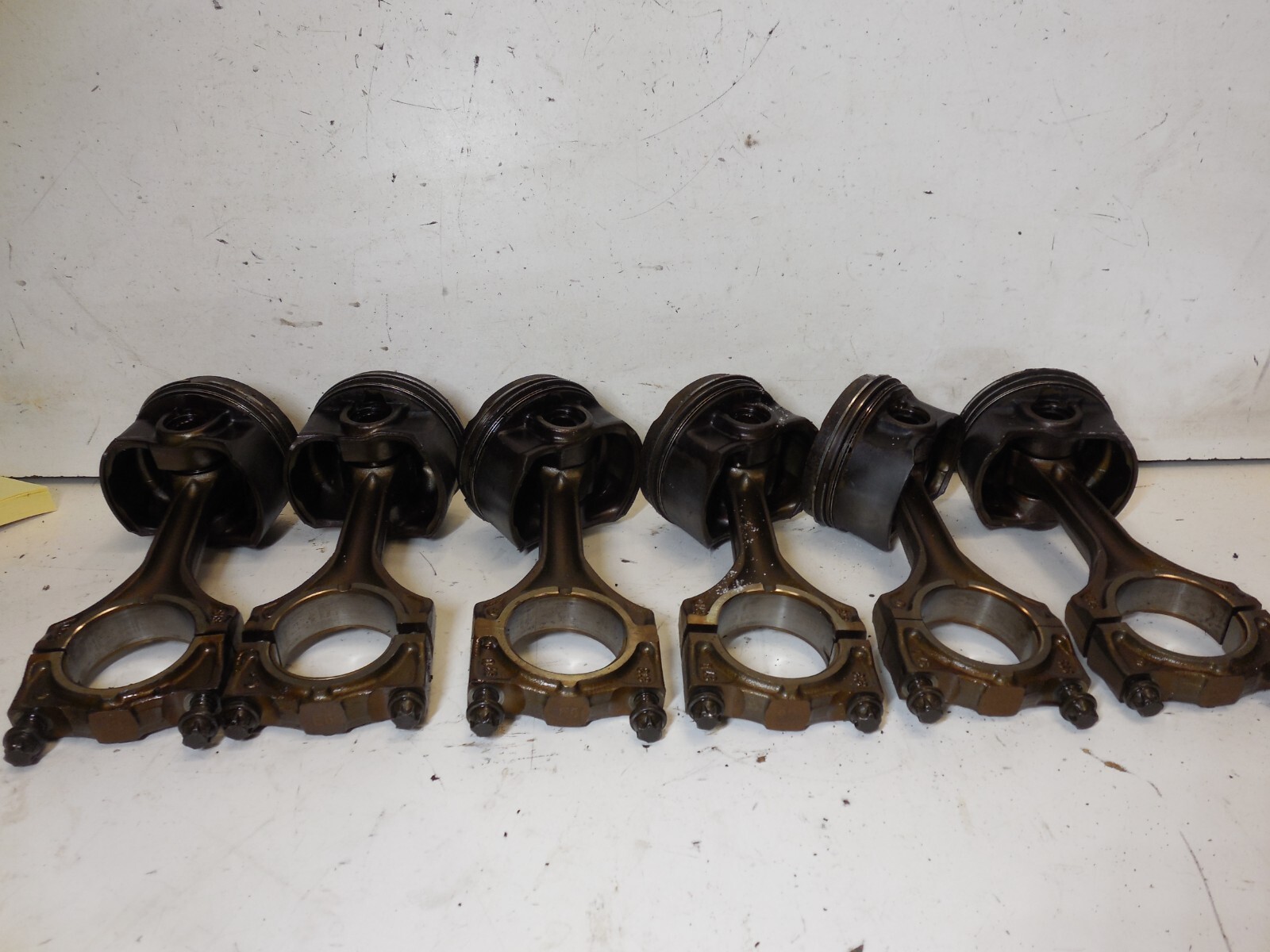 BMW E36 E39 Pistons & Connecting Rods M52TU M52 328 328IS M52B28 2.8L