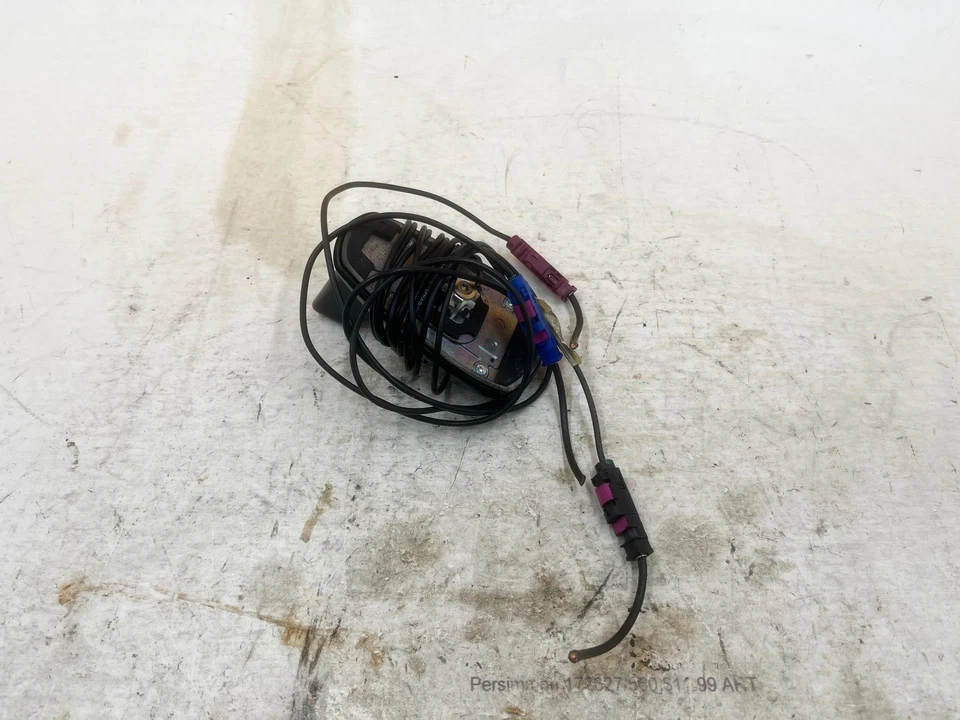 08-14 MERCEDES BENZ W204 C300 TECHO SUPERIOR ALETA DE TIBURÓN MÓDULO ANTENA CON CUBIERTA OEM Foto 2 de 2