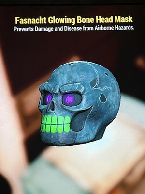 Xbox Series S/X Glowing Bone Head Mask Fallout 76