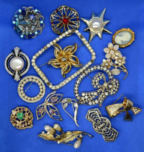 Lote de 16 broches de bisutería retro vintage, pedrería de metal perlas de vidrio - Imagen 3 de 12