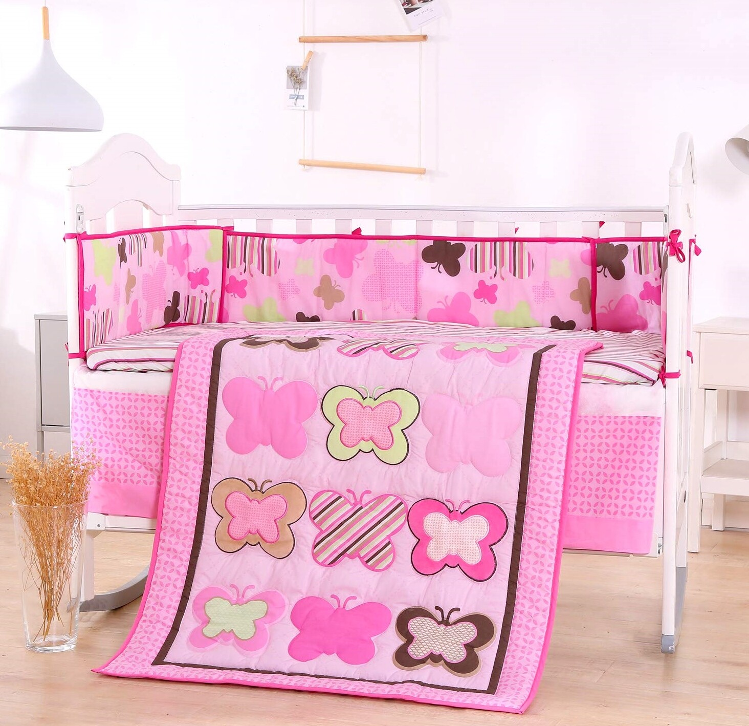 hello kitty crib bedding