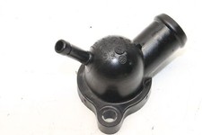 VW PASSAT Variant B8 3G5 04L121131AA Cooling System Flange 2.00 Diesel 22323194