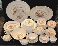 Vintage MCM Royal Doulton "Grantham" #D5477 Dinnerware & Serving Ware