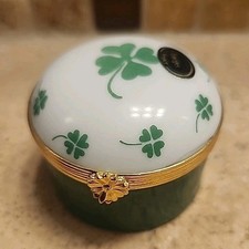 Bernardaud Limoges hand painted Trinket box - Shamrock Clover France