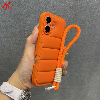 Puffer Jacket Case für iPhone 17 16 15 14 Pro Max | weiches Silikon + Armband