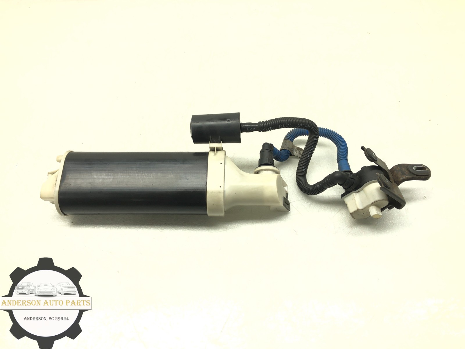 2014-2019 MASERATI QUATTROPORTE FUEL VAPOR CHARCOAL CANISTER W/ LEAK PUMP OEM