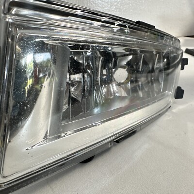 Driver Side Front Fog Light For VW Passat (2012-2015) - CAPA Certified - Left Side