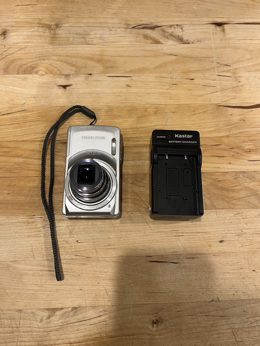 Olympus Stylus 7010 12MP Digital Camera, Tested Working Olympus Stylus 7010 12MP Digital Camera, Tested Working