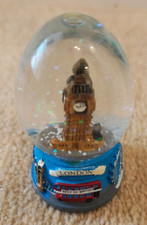 Small LONDON SOUVINEER  Teardrop SNOWGLOBE Colour 3D Big Ben Etc 7.5cm
