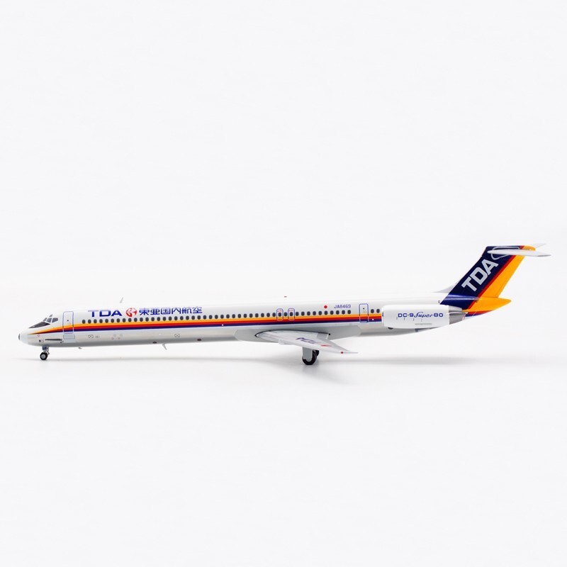 1:200 JC Wings Diecast Aircraft Model Toa Domestic Air MD-81 1:200 JC Wings Diecast Aircraft Model Toa Domestic Air MD-81