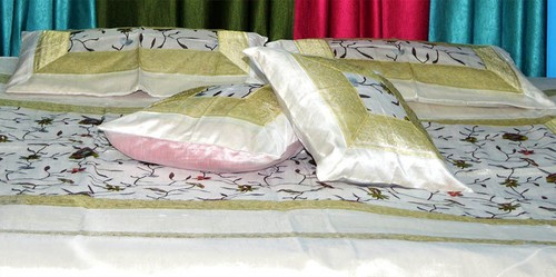 Juego de almohada de funda de cama de seda blanca bordada a mano completa reina de la India - Imagen 7 de 7