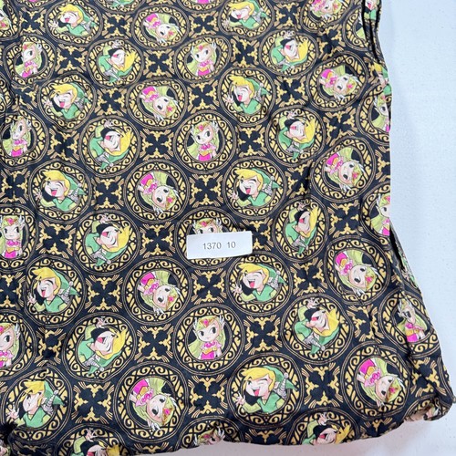 springs fabric black nintendo golden badges 38x100 2.7 yards 2016 - Picture 17 of 17