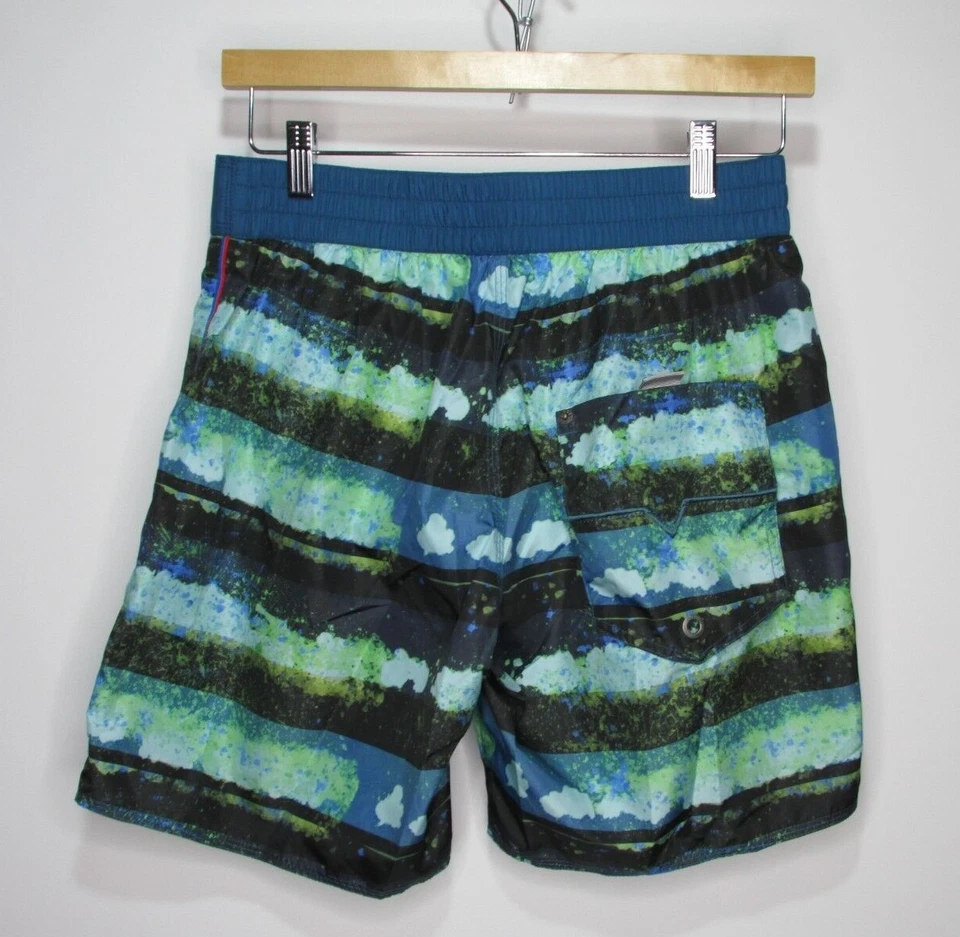 Pantalones cortos de playa DIESEL para hombre talla pequeña Foto 3 de 4