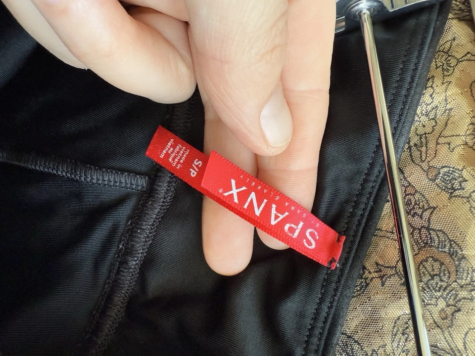 Леггинсы SPANX S маленькие искусственная кожа однотонные черные мото эластичные без застежек - Изображение 4 из 4