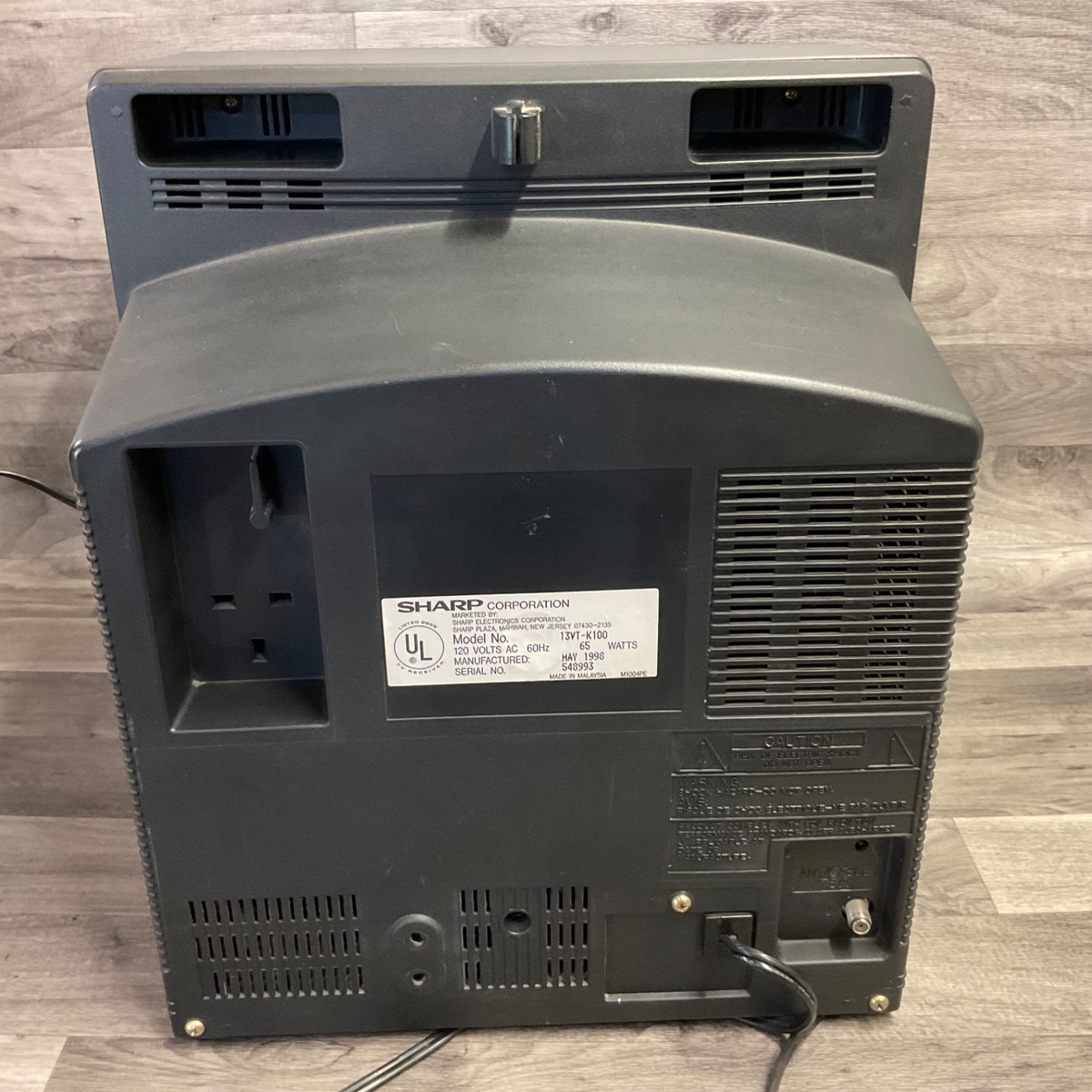 Sharp TV VCR VHS Combo Unit 13