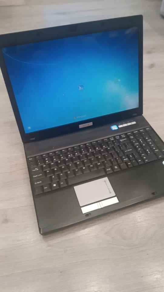 MSI Megabook 10342 ( MS-10342), Laptop, 2009, Working, mouse included, Windows 7 - Image 3 of 4