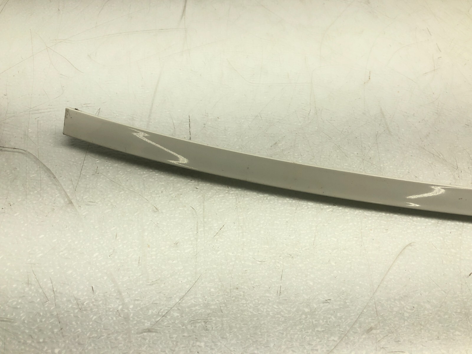 2014-2020 MASERATI GHIBLI SQ4 RIGHT PASSENGER ROOF DRIP MOLDING TRIM OEM.