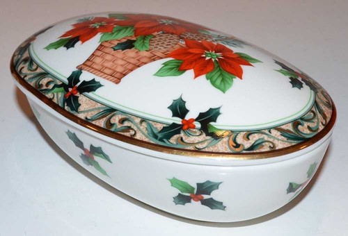NEW Mikasa Christmas Poinsettia Covered Oval Dish UT114/686 w/Original Box - 第 2/5 張圖片