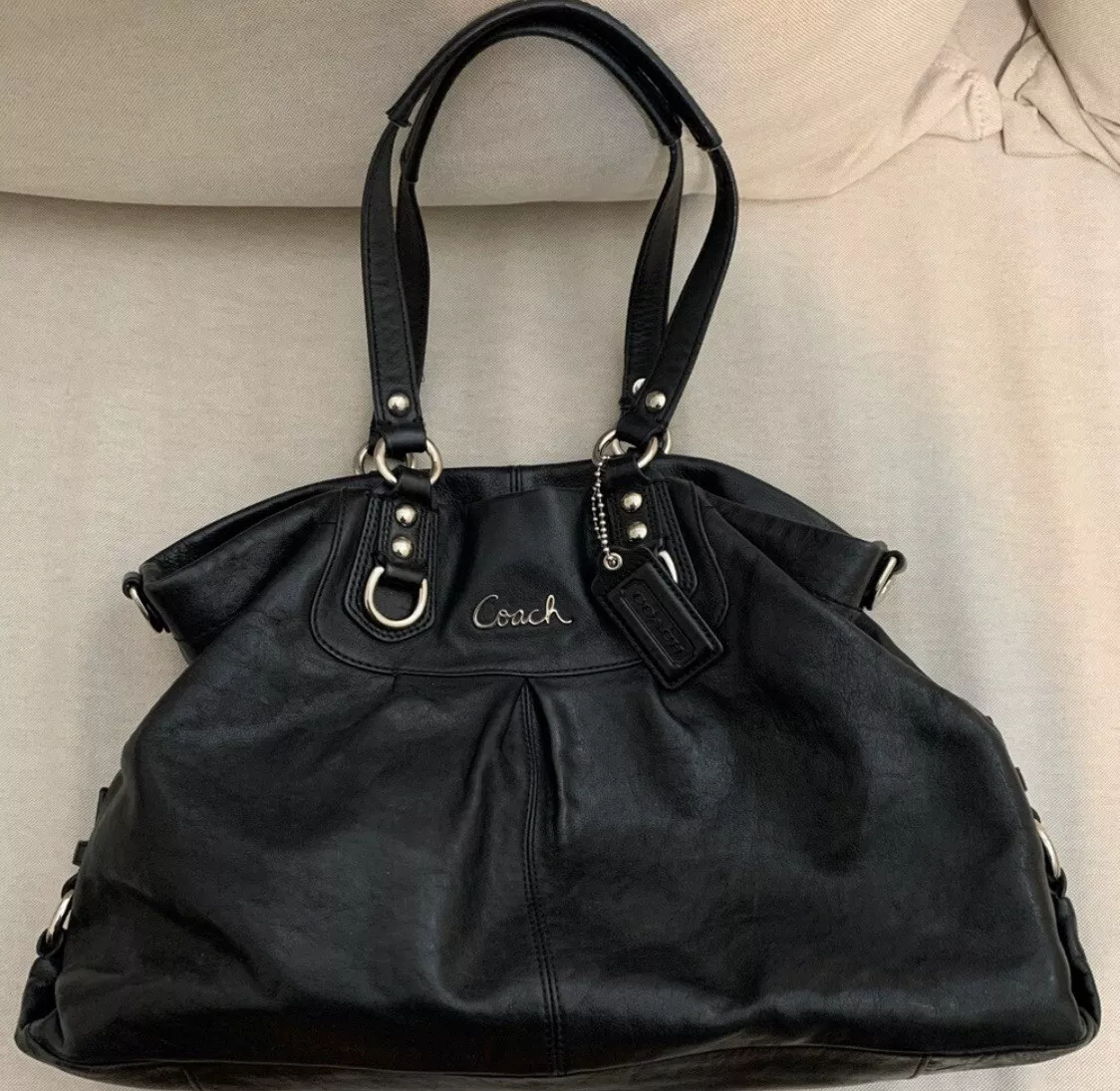 Coach Handbag Black Original Authentic USA PAT 5722126 COMAG