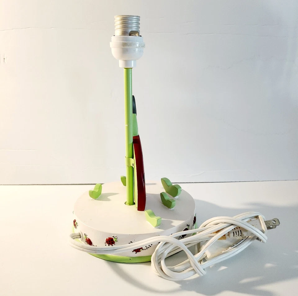 Lámpara de mesa eléctrica decorativa de cabecera Nursery KidsLine para dama con flor de insecto Foto 4 de 4