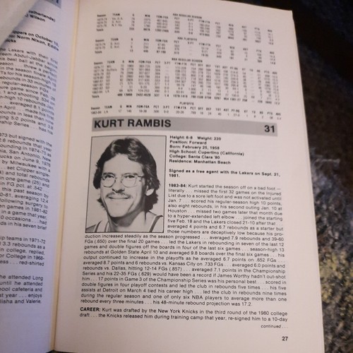 1984-85 Los Angeles Lakers Media Guide / Yearbook Jabbar Magic Worthy 144 PGS CL - Bild 8 von 8