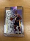 1997 Skybox Premium Derek Fisher Skybox Autographics On Card Auto LA Lakers