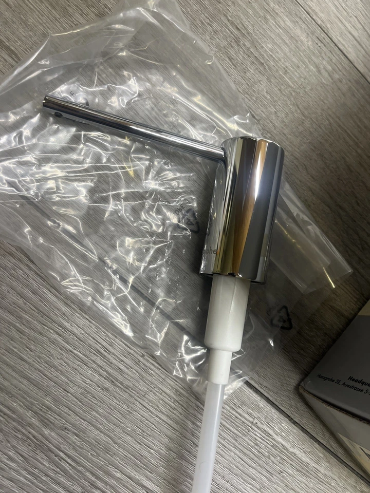 Диспенсер для мыла Hansgrohe 40448001 Talis Deck емкость 16 унций - хром - Изображение 3 из 3