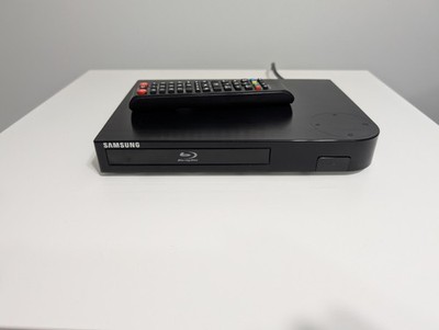 Samsung Electronics BD-H5100 Blu-ray Disc Player - NEW Remote!!!