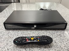 TiVo Roamio plus TDC848000 DVR Remote Lifetime 4 TB HDD 600 Hours of recording
