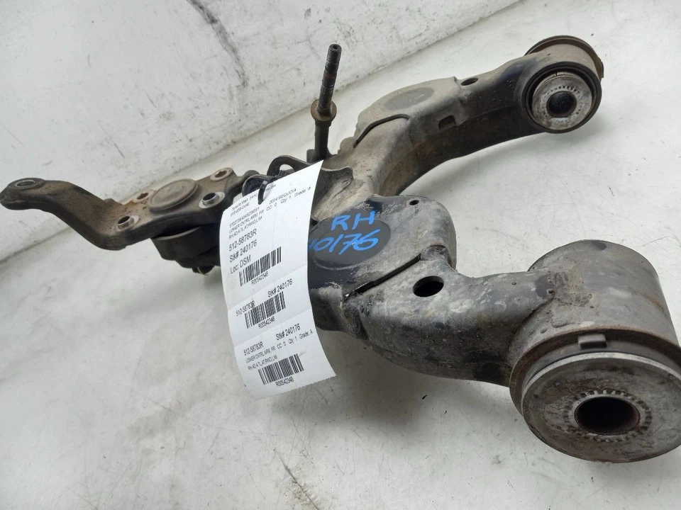 04-07 TOYOTA SEQUOIA 4,7 L TRACCIÓN TRASERA EN EL LADO DEL PASAJERO BRAZO DE CONTROL INFERIOR DELANTERO  Foto 4 de 4