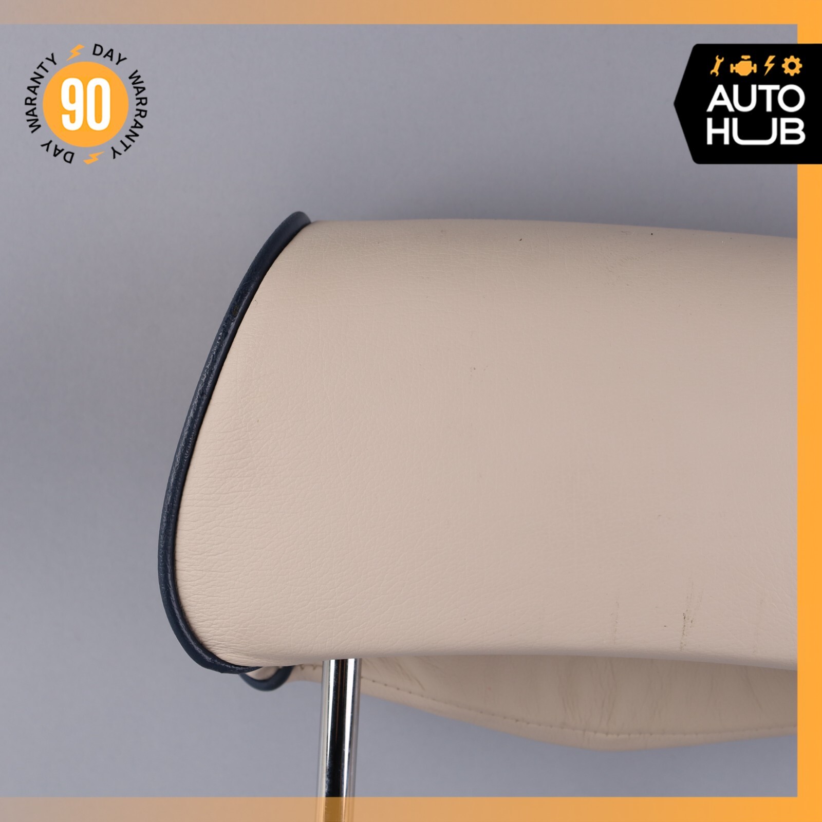 09-13 Maserati Quattroporte S Front Right or Left Seat Headrest Head Rest OEM