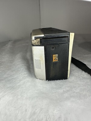 Vntage Kodak nstamatc 104 Camera 1960s MC Sold As s For Parts