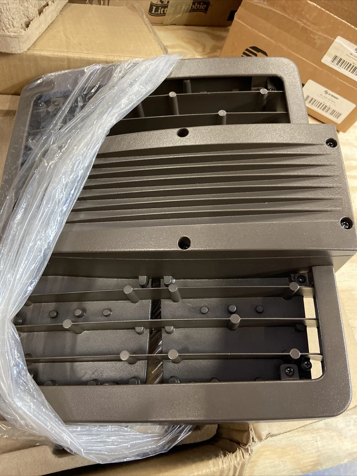 Cree Lighting Noctura Series LED Area Light - Image 2 of 2