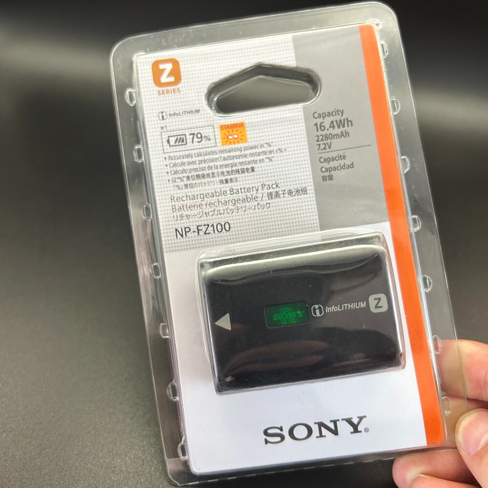 New NP-FZ100 7.2V 2280mAh Battery For Sony M2 M3 M4 S3 a9 A6600 a7RIII Cameras